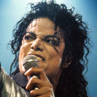 Aukcione atsidurs pirmoji pop karaliaus M. Jackson'o sceninė pirštinė