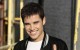 Joe McElderry vis dėlto užkopė ant britų singlų topo viršūnės