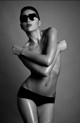 Julija iš „Pinup Girls“: apsinuoginau vardan meno