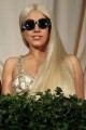 Epidemija ar mada? Scenoje apsivėmė ir Lady GaGa (+ video)