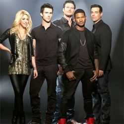 Shakira, Adam'as Levine'as ir Usher'is kartu atliko 