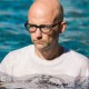 Moby atskleidžia būsimo albumo dainų sąrašą ir pristato pirmąjį singlą „A Case For Shame“