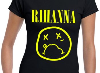 10 prasčiausių internete parduodamų muzikos grupių marškinėlių dizainų 