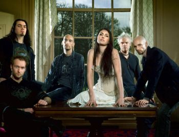 Kovą Lietuvoje sulauksime simfoninio metalo ikonos „Within Temptation“