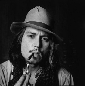 Holivudo žvaigždė Johnny Deep su 